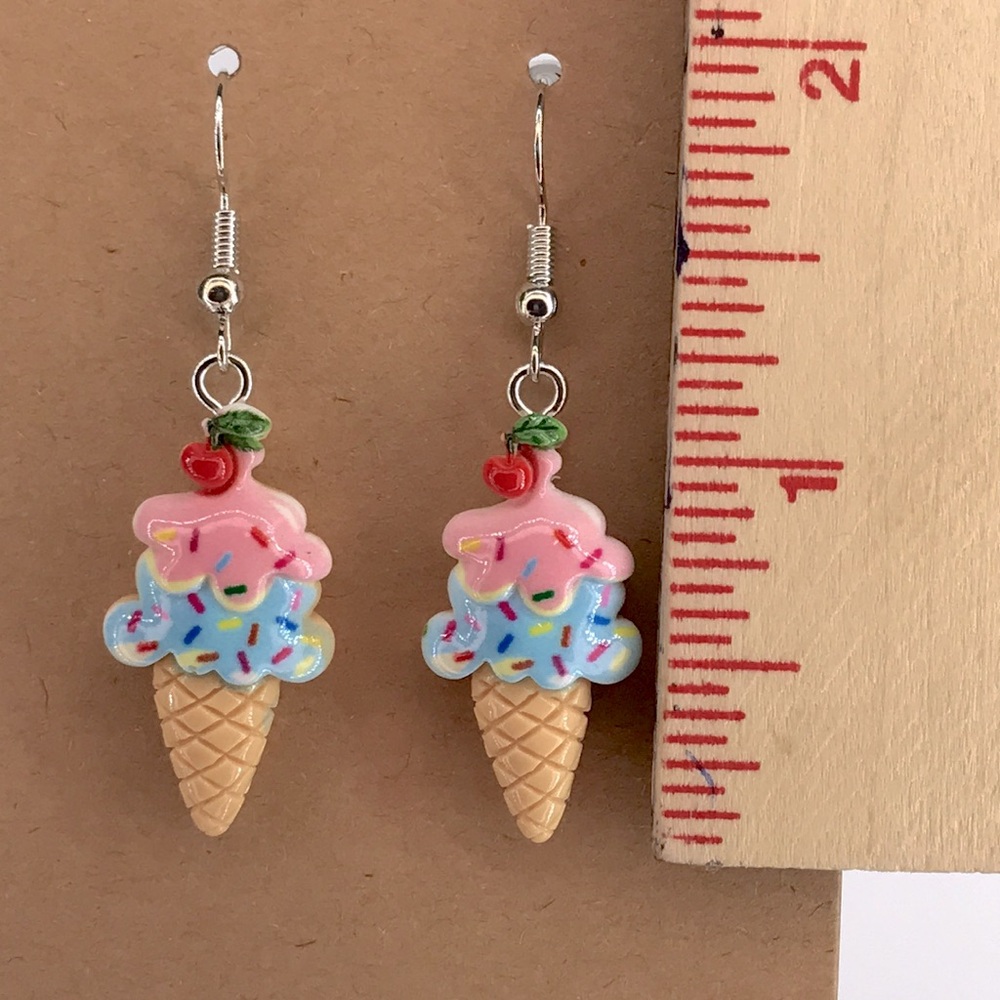 Ice Cream Cone Earrings with Sprinkles  Fashion Jewelry - Picture 2 of 2